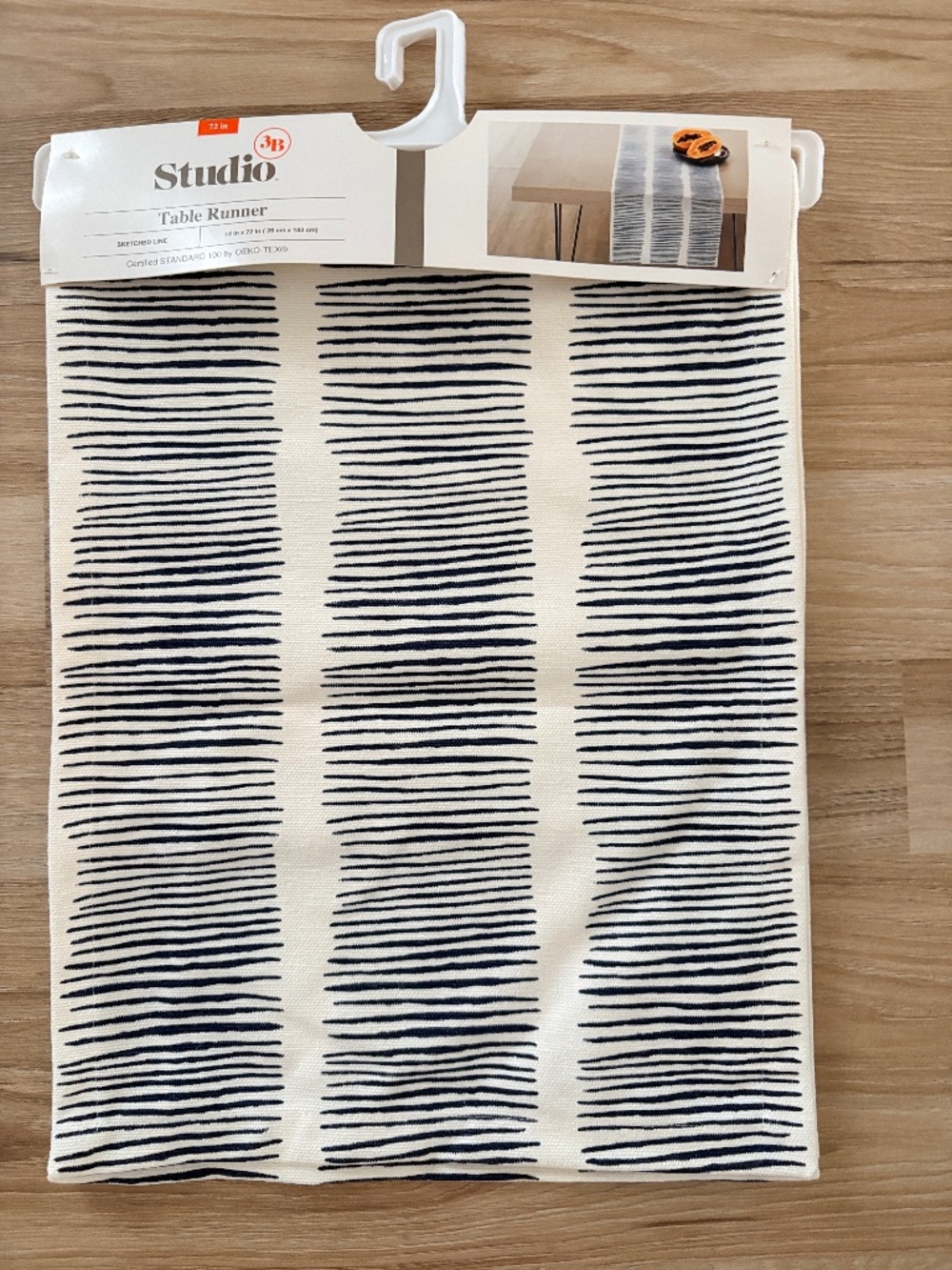 3B Studio "Sketched Line" Table Runner.